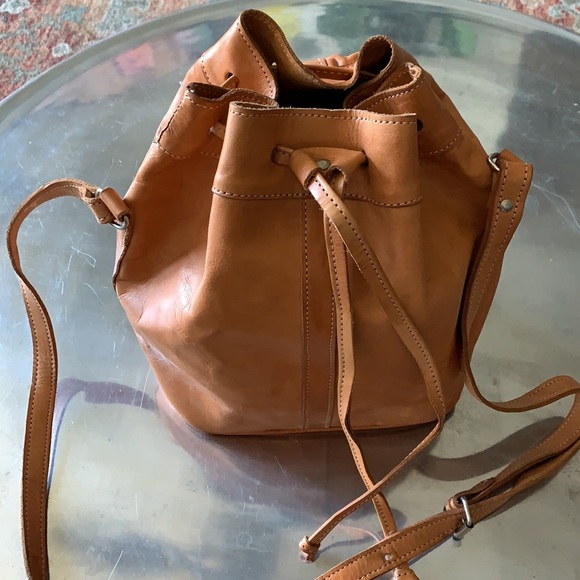 Force Ten vintage leather crossbody bucket bag - Picture 2 of 15